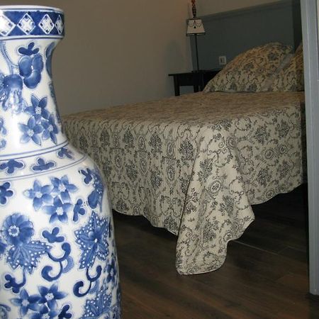 Home Nantua Studio Meubles Ain-Jura Bilik gambar