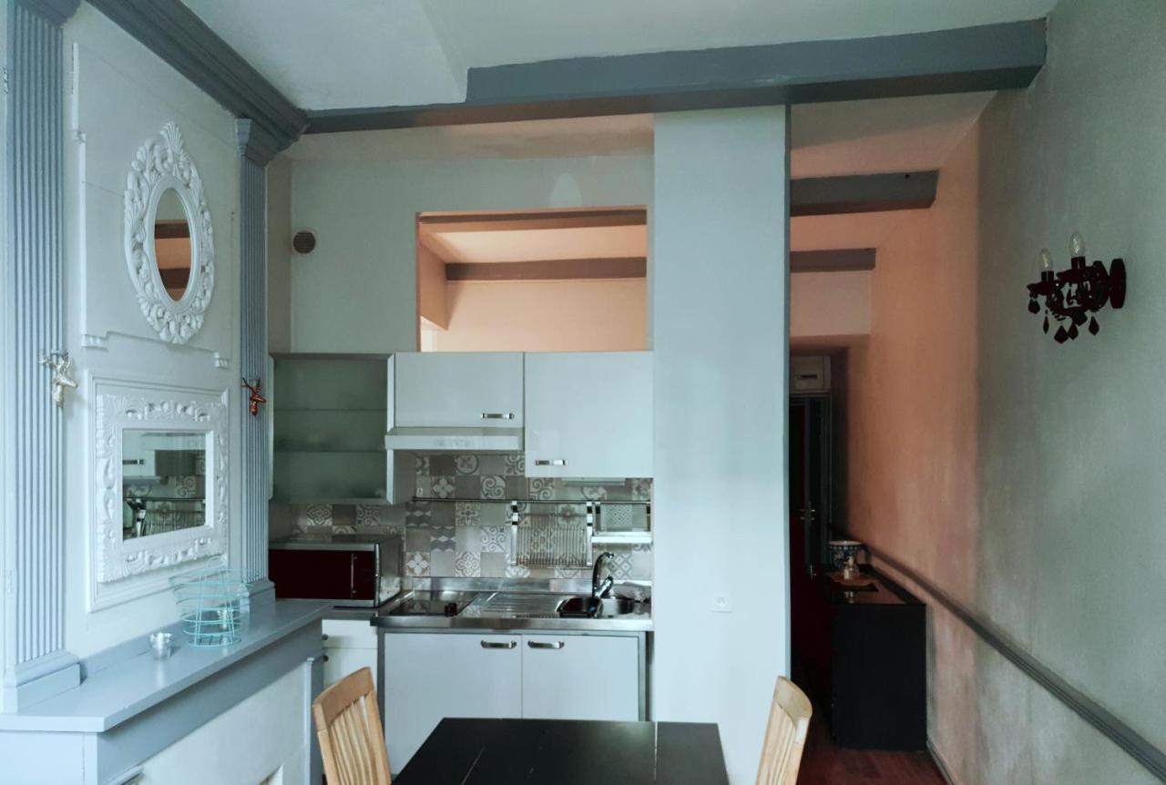 Home Nantua Studio Meubles Ain-Jura Luaran gambar